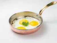 بيض عيون