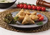 سمبوسه لحم