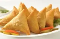 صنية سمبوسه دجاج