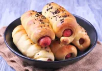 فطيرة جبن نقانق - كبير