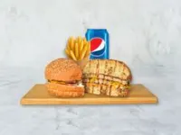 وجبه برجر دجاج مشوي دبل