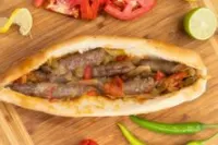 ساندوتش سجق خلطة