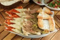 بوكس جمعات معجنات 18 قطعة
