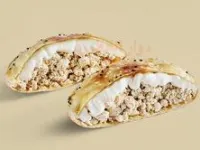 فطيرة جبن طحينية