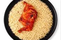 نصف حبة دجاج مظبي بالمرخ رز ابيض