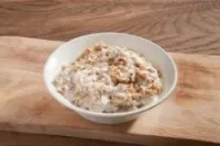معصوب قشطة وتمر
